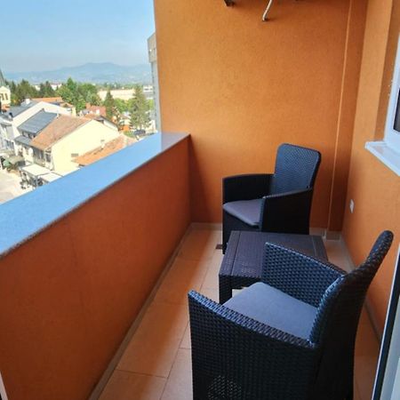 Brand New Two Bedroom And One Living Room Apartment In A Great Location! SJJ Buitenkant foto